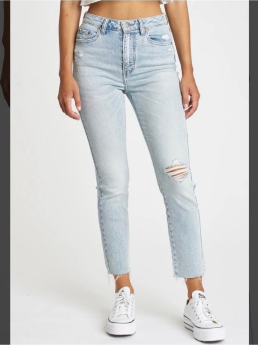Women's DAZE Daily Diver High-Rise Light Wash Cropped Distressed Jeans